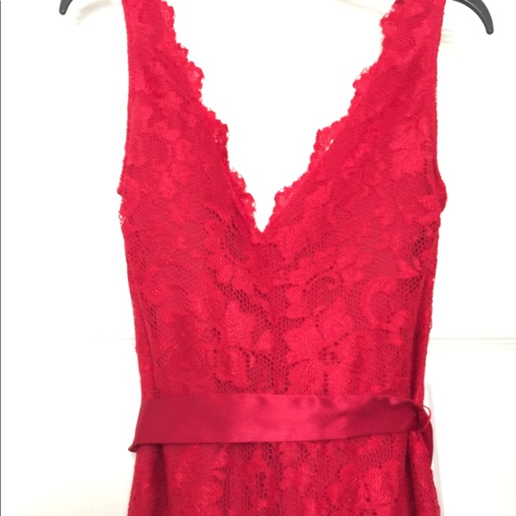 Windsor Dresses & Skirts - Floor Length Red Lace Windsor Evening Gown Dress